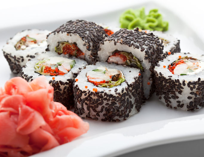 830948l - Sushi - un fel de mancare japonez care face minuni pentru sanatate