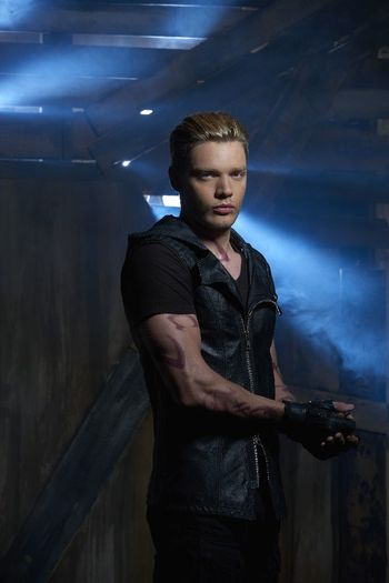 Shadowhunters (34) - Shadowhunters