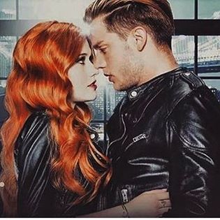 Shadowhunters (28) - Shadowhunters