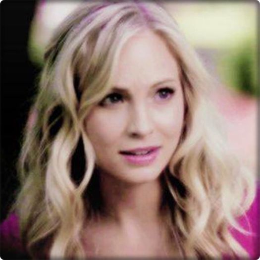 25 - ll - Candice Accola - CAROLINE - ll