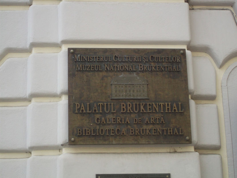 tot aici muzeul Brukenthal - Excursie de o zi in SIBIU