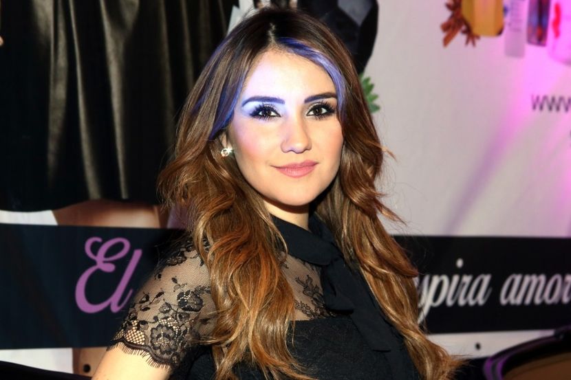 AMC25874-879147 - DULCE MARIA PUBLIC APPEARANCES 2016