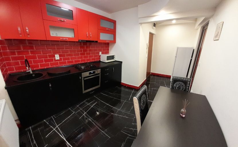  - Apartament Podu Rosu Palas 5 min