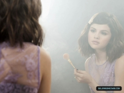 normal_selena_gomez_kiss_n_tell_shoot_19