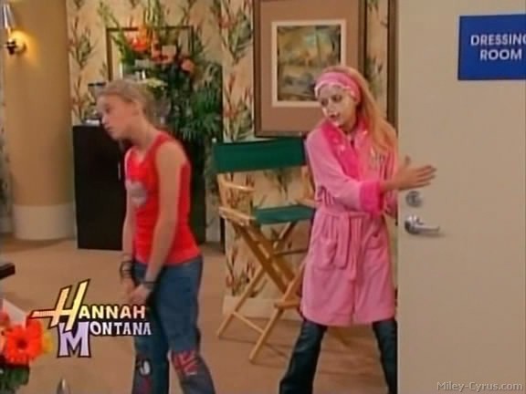 miley-cyrus_dot_com-hannahmontana-ep1caps404