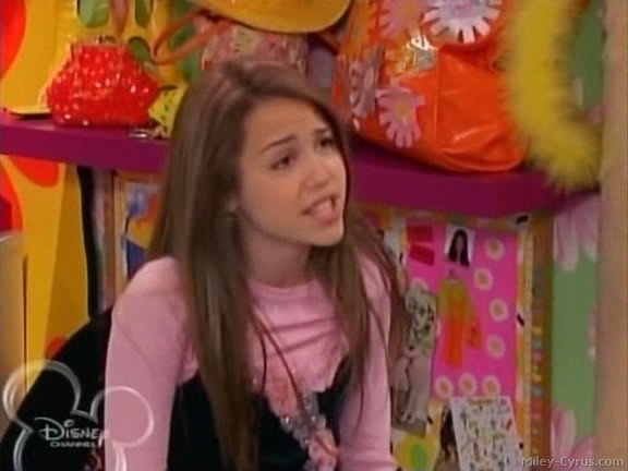 miley-cyrus_dot_com-hannahmontana-ep1caps485