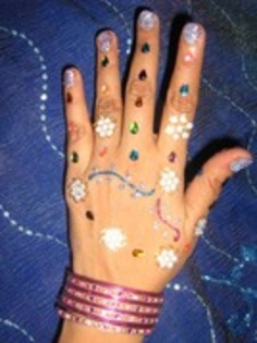 Heena-6