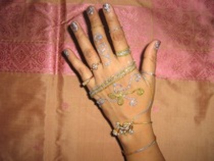 Heena-12