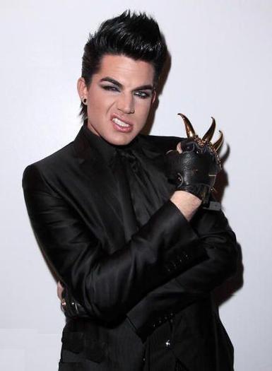 66821985c3d07266f3e21b00a665e0de2c276b0f_4b7c831dfull - Adam Lambert