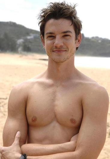 Craig_Horner_1235130734_4