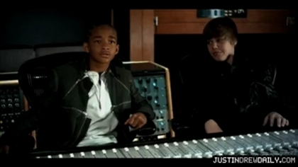 normal_Justin-Bieber-Never-Say-Never-ft-Jaden-Smith%5Bwww_savevid_com%5D_mp4_000052166