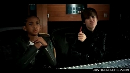 normal_Justin-Bieber-Never-Say-Never-ft-Jaden-Smith%5Bwww_savevid_com%5D_mp4_000064125 - 0_0 Justin Bieber - Never Say Never 0_0