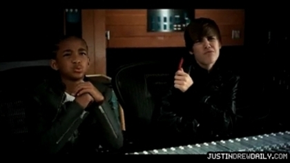 normal_Justin-Bieber-Never-Say-Never-ft-Jaden-Smith%5Bwww_savevid_com%5D_mp4_000064208 - 0_0 Justin Bieber - Never Say Never 0_0