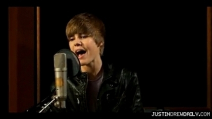 normal_Justin-Bieber-Never-Say-Never-ft-Jaden-Smith%5Bwww_savevid_com%5D_mp4_000075875_-_Copy - 0_0 Justin Bieber - Never Say Never 0_0