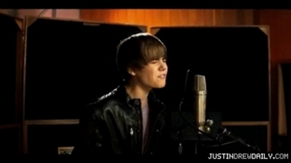 normal_Justin-Bieber-Never-Say-Never-ft-Jaden-Smith%5Bwww_savevid_com%5D_mp4_000089333