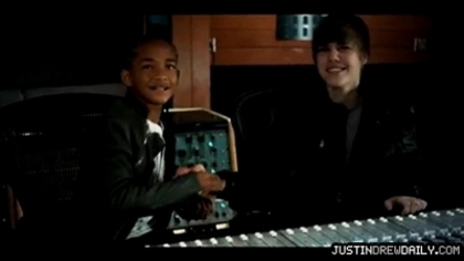 normal_Justin-Bieber-Never-Say-Never-ft-Jaden-Smith%5Bwww_savevid_com%5D_mp4_000122333 - 0_0 Justin Bieber - Never Say Never 0_0