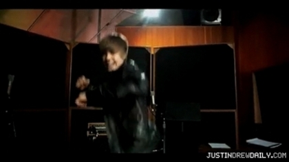 normal_Justin-Bieber-Never-Say-Never-ft-Jaden-Smith%5Bwww_savevid_com%5D_mp4_000139000