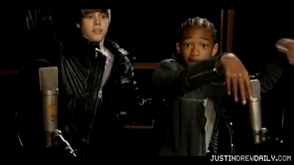 normal_Justin-Bieber-Never-Say-Never-ft-Jaden-Smith%5Bwww_savevid_com%5D_mp4_000152291 - 0_0 Justin Bieber - Never Say Never 0_0