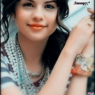 locul 3 selena gomez