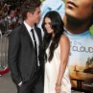 Zac-Efron-Vanessa-Hudgens-Charlie-St_-Cloud-Premiere-PHOTOS-2-97x97