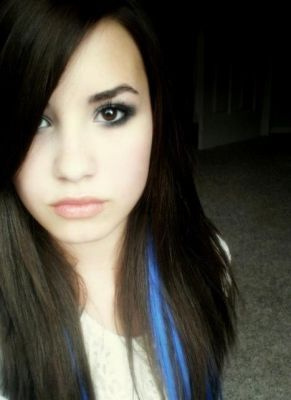 3008996095_bdcabebe27 - Demi Lovato rare