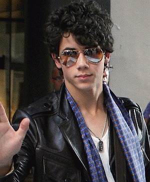 Nick_Jonas_1239787380_3 - jonas brothers