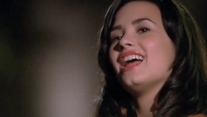 Camp-Rock-2-screencaps-demi-lovato-15300569-399-225