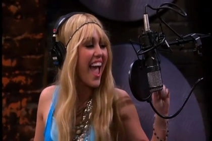 normal_Hannah_Montana_Forever_--_Gonna_Get_This_--_Music_Video_with_Iyaz_--_Disney_Channel_Official_