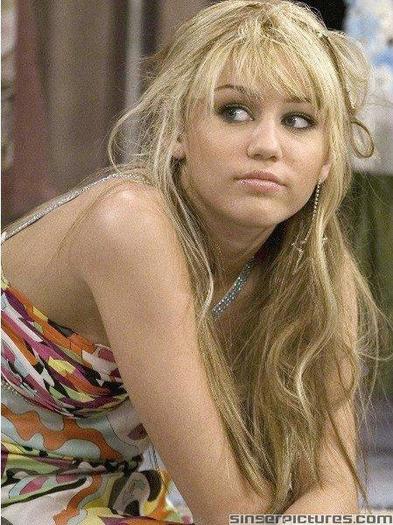  - 0 A MILEY CYRUS POZE EXTREM DE RARE A 0