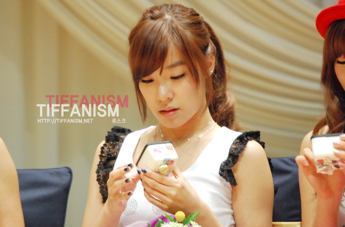 e00904264a2bc94c26f21 - Tiffany