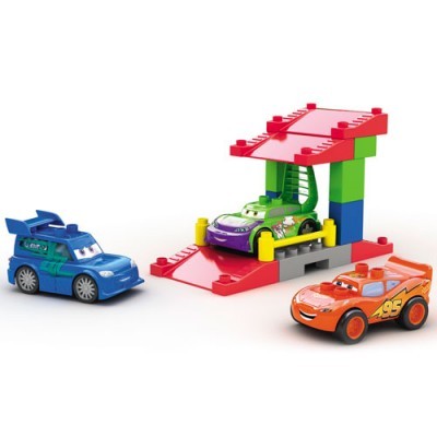 Mega-Bloks-Cars-Cursa-de-masini-cu-Fulger-McQueen-DJ-si-Wingo-30-piese-~large~2965_3440_915_1 - masini de jucarie
