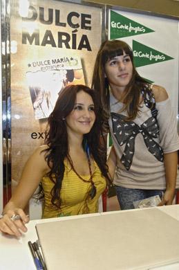 1290736156371_3-2010-11-25%2093 - x - x  Dulce Maria