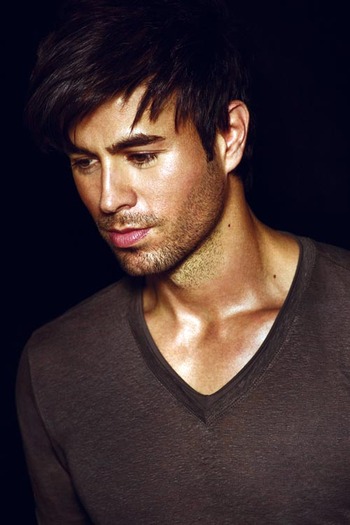 Enrique-Iglesias-2010