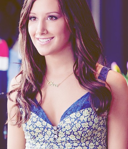 tumblr_lawzj20sQd1qbwymeo1_500 - Ashley Tisdale