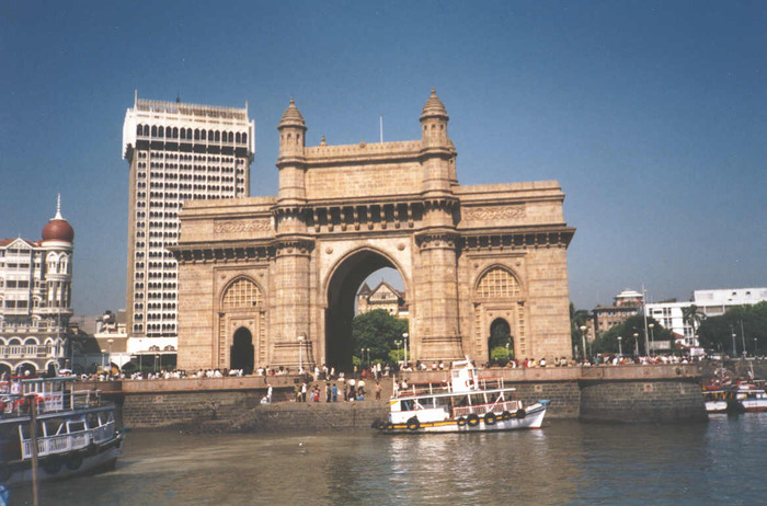 28738_2_India-Mumbai-aka-Bombay-the-Gateway-To-India-and-Taj-Mahal-Intercontinental-hotel-SMO - date si poze despre INDIA