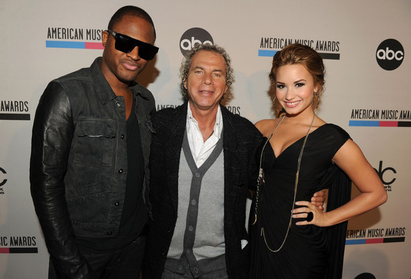 Demi+Lovato+2010+American+Music+Awards+Nominations+w8Ds2DaHLH3l - Poze noi cu vedete