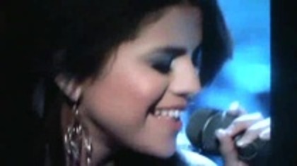 selena (69) - toate pozele mele cu selena gomez