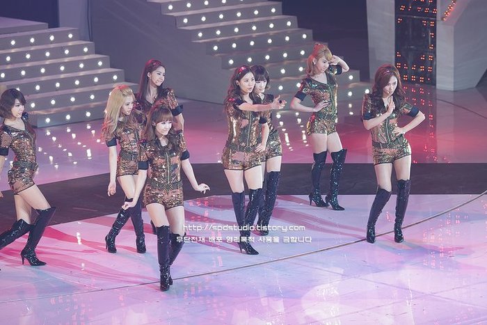 65711_474107653566_205806848566_5593561_8077899_n - 00- SNSD - Girls Generation