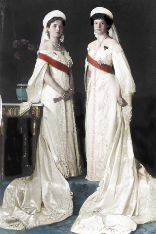 Olga&Tatiana Romanov