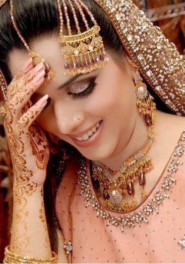 Wedding-Makeup-Looks - Podoabe indiene2