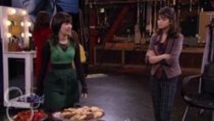 selena in sony with a change (152) - Selena in Sonny with a chance