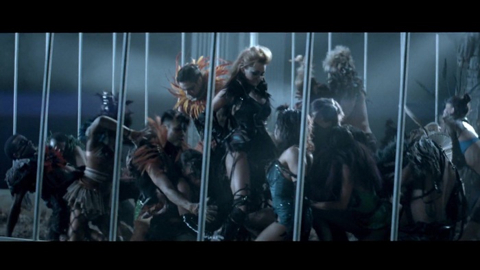 Miley Cyrus - Can\'t Be Tamed 0428