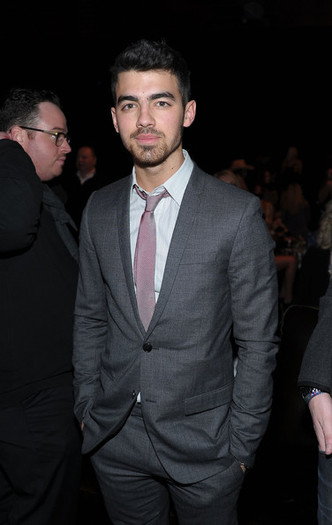 Joe+Jonas+Maxim+Party+Powered+Motorola+Xoom+wmKd2nG_FSDl