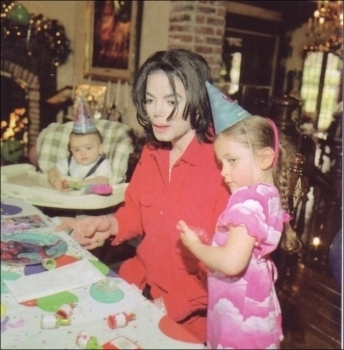 010-Private-Photos-2003-Birthday-from-Prince-paris-jackson-12931396-344-350 - Pentru voi - Sunteti minunati