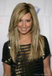 IYUELPCHMBZEHZHMDNP - Ashley tisdale