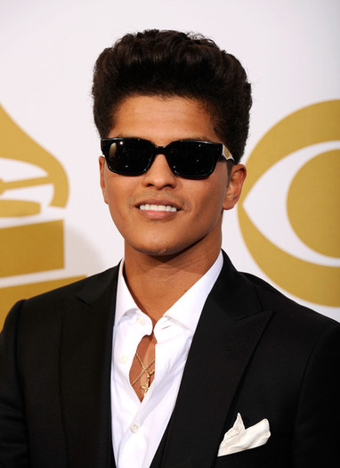 Bruno+Mars+53rd+Annual+GRAMMY+Awards+Press+7QkOHVH05Ewl