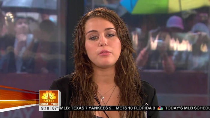 Miley Cyrus . HD 1080ip -  Interview   .live Today Show.HD 0842