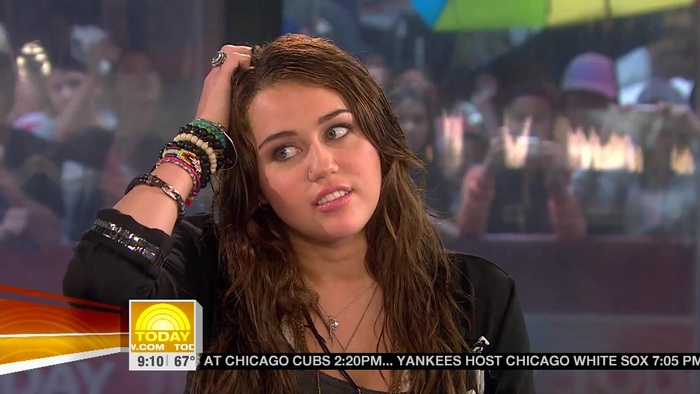 Miley Cyrus . HD 1080ip -  Interview   .live Today Show.HD 0865 - 0-0Miley Cyrus HD 1080ip - Interview live Today Show HD 2