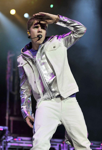 Justin+Bieber+Justin+Bieber+Performs+imbtP_CA_3yl