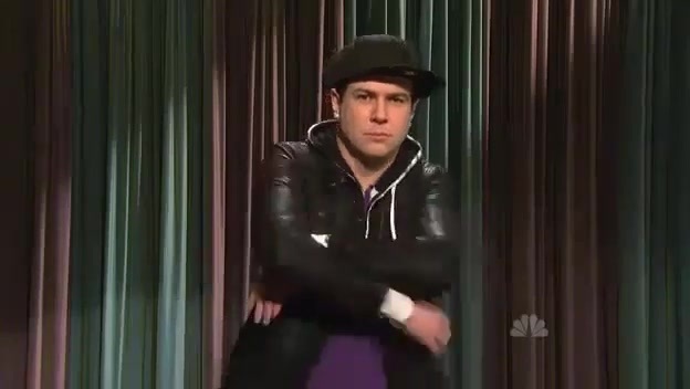 Miley Cyrus  as Justin Bieber  SNL 0760